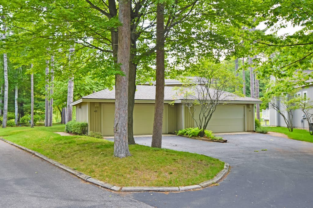 Spacious remodeled home near the lake with a washer/dryer, central AC