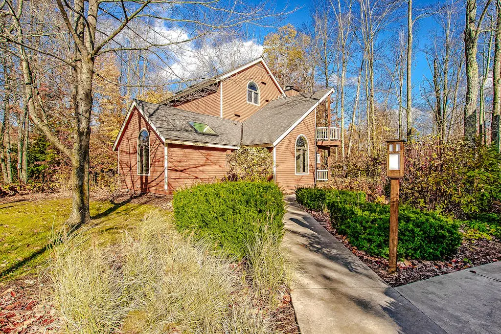 Crystal Mountain Condo -  Wintergreen 535