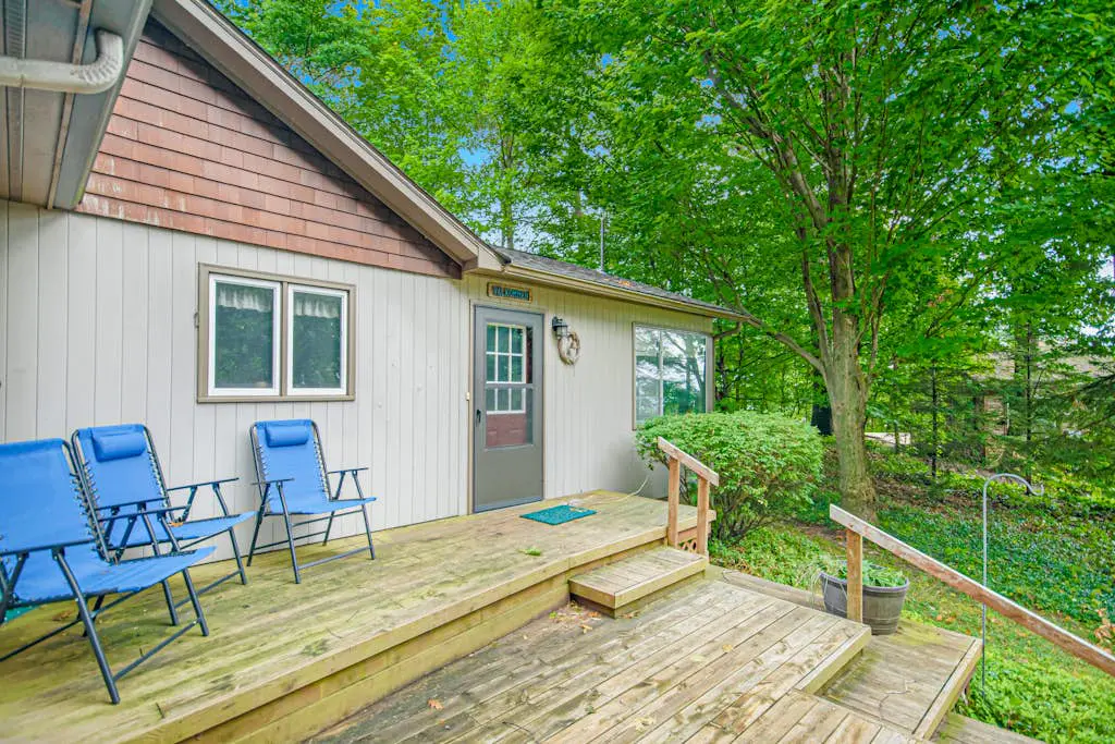 Johnson Cottage