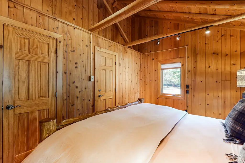 Trout Lily Cabin