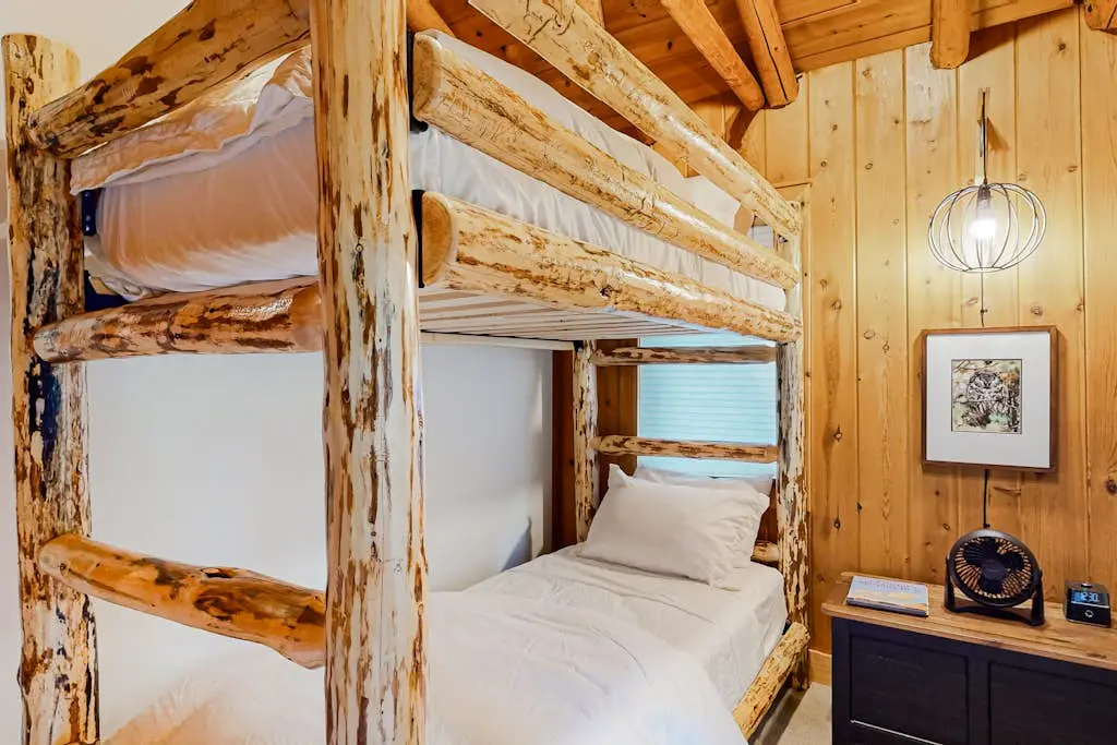 Trout Lily Cabin