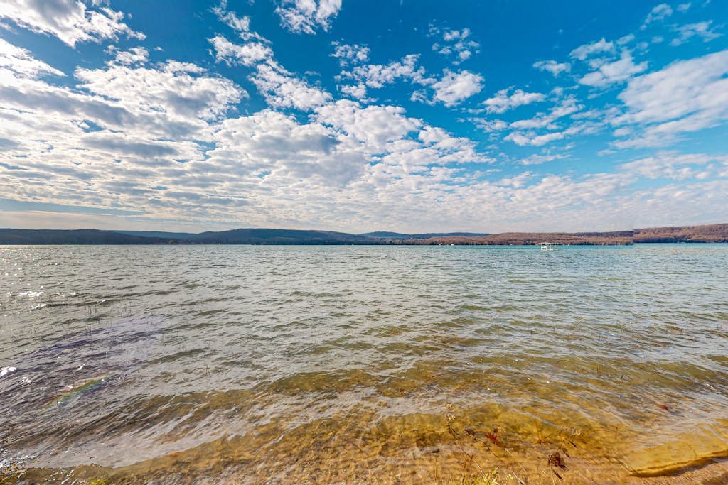 Newly remodeled waterfront home on Little Glen Lake with deck, gas grill, AC