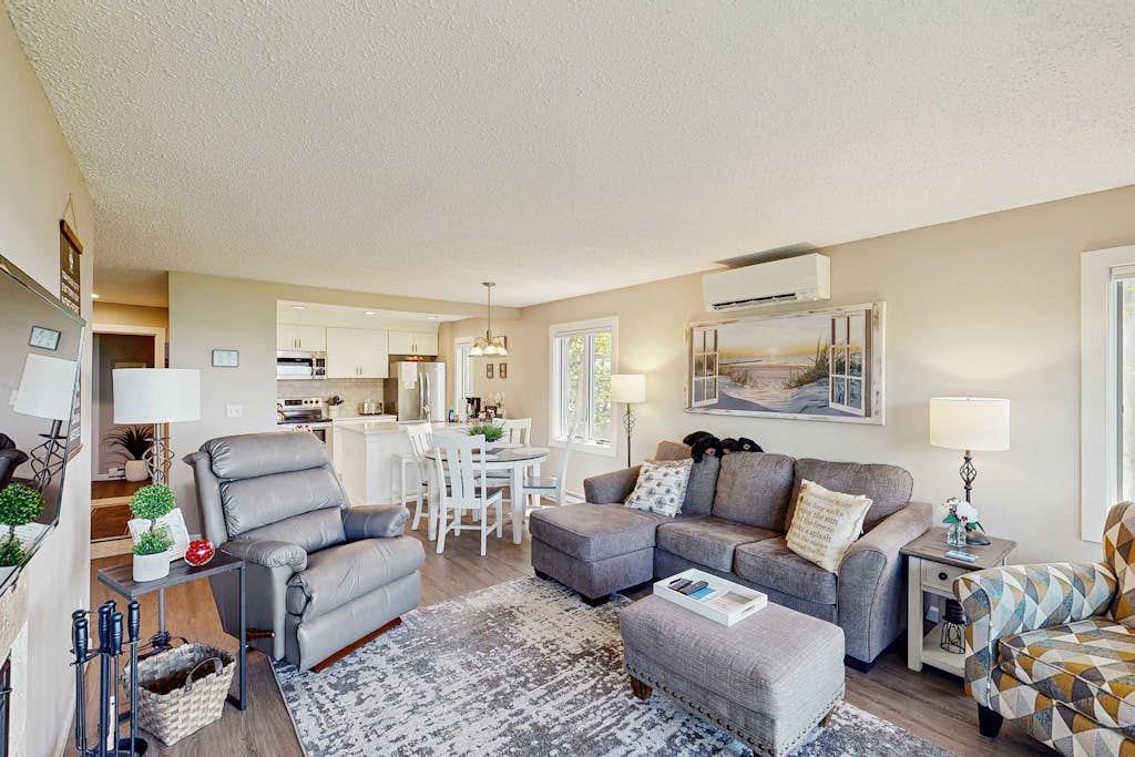 Comfy Glen Arbor condo with stunning Lake Michigan views, deck, & fireplace