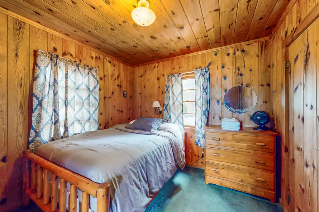 Smith Family Cottages - Cottage #2