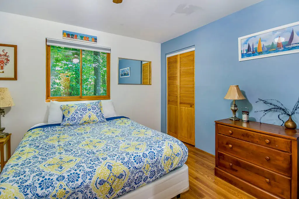 Jacobia Lakefront Retreat