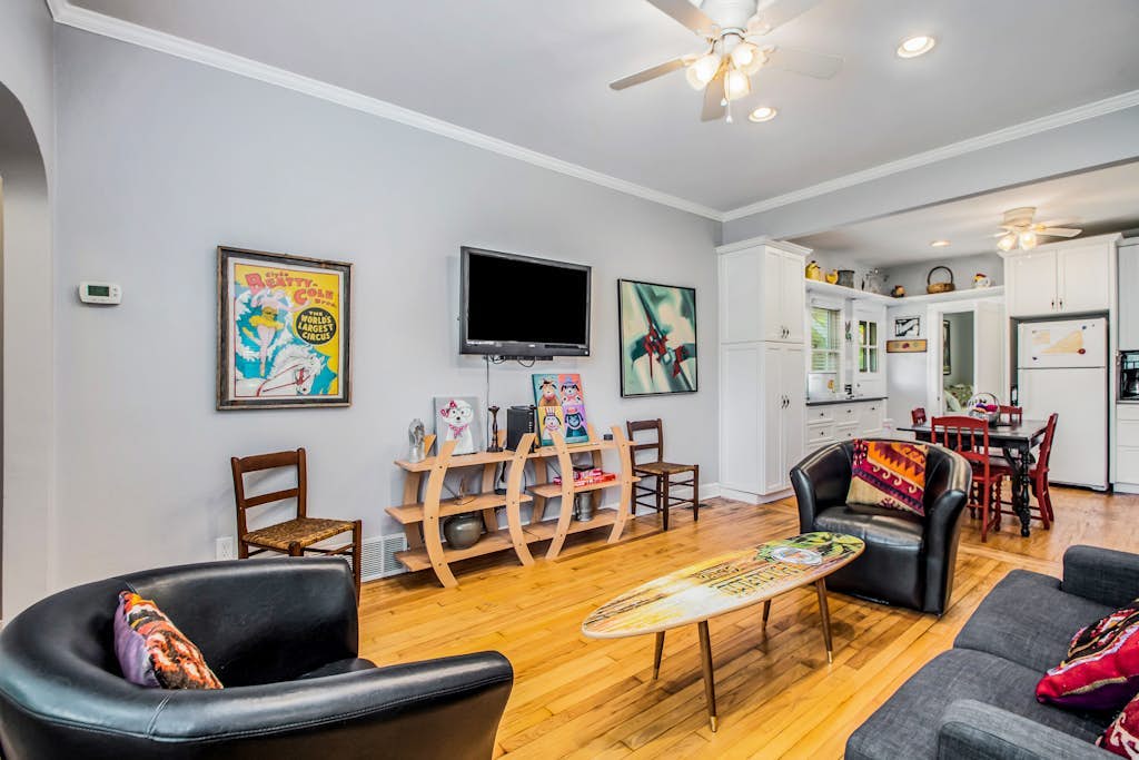 Wonderful Downtown Gem W/ Fast WiFi, Firepit, & Central AC - Walk to the Beach