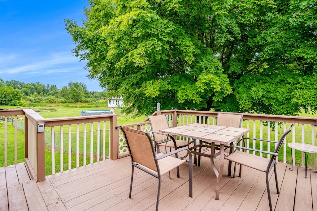 Fontano Casa | House in Coloma near Michigan's Great Lakes