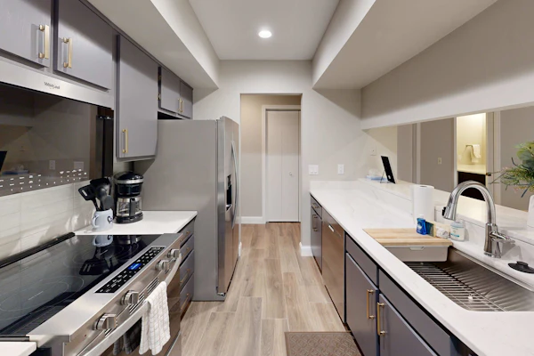 Secluded home with three kitchens, vaulted ceilings, washer/dryer, & patios