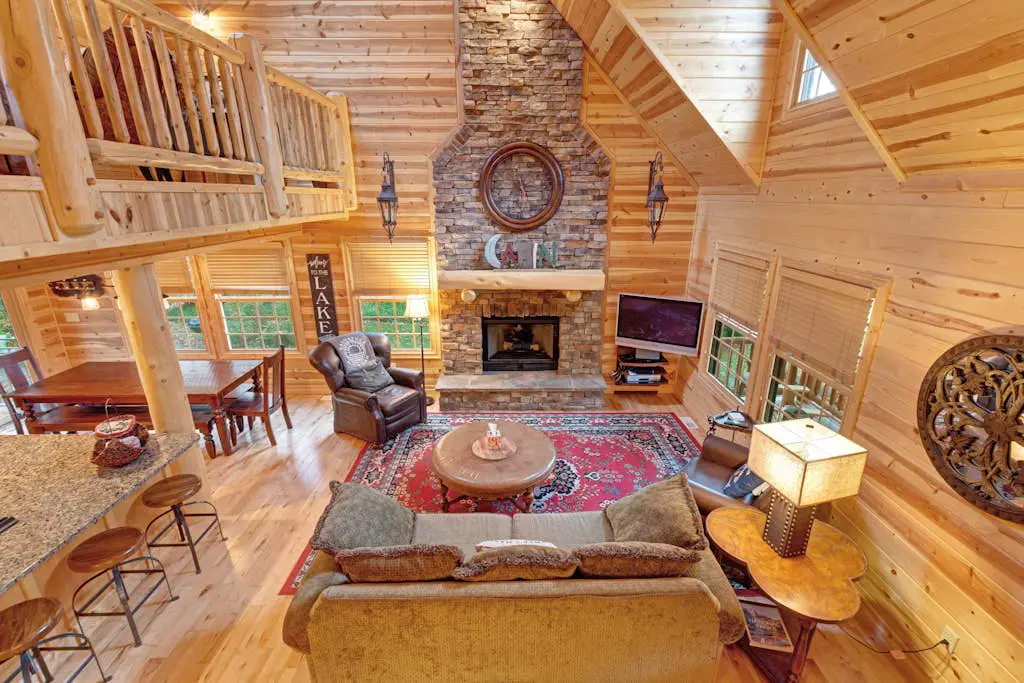 Kingfisher Cove Cabin 2