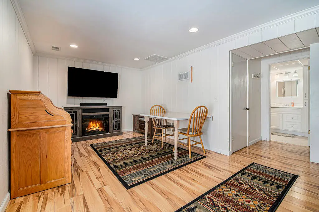 Hideaway Valley Condo 36