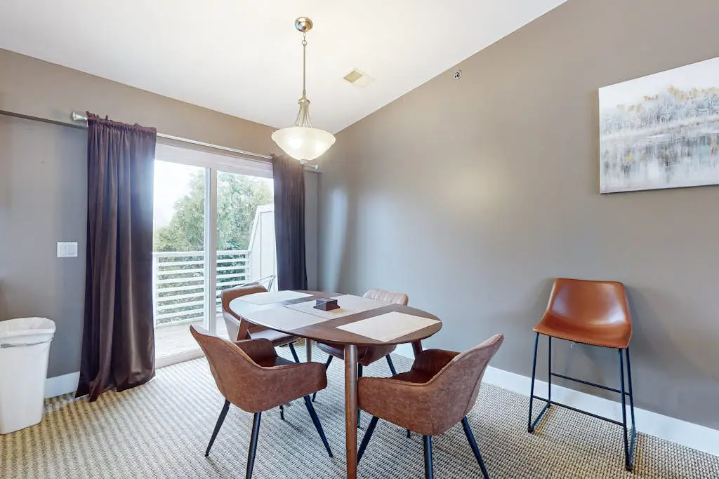 Northern Light Condominiums - Jack's Perch