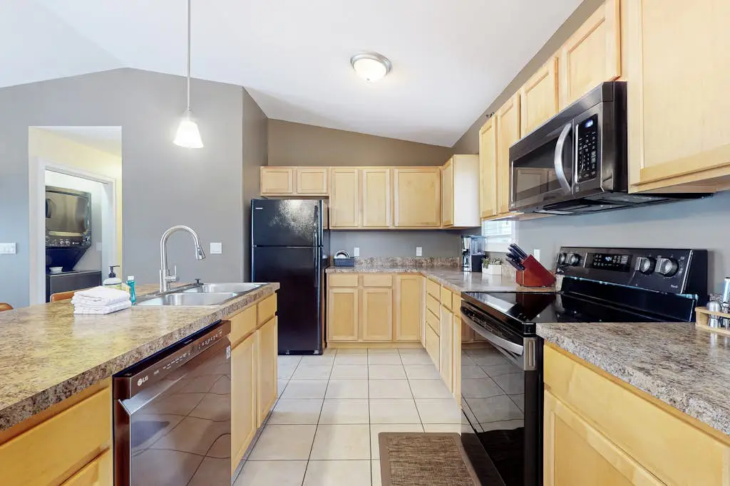 Northern Light Condominiums - Jack's Perch