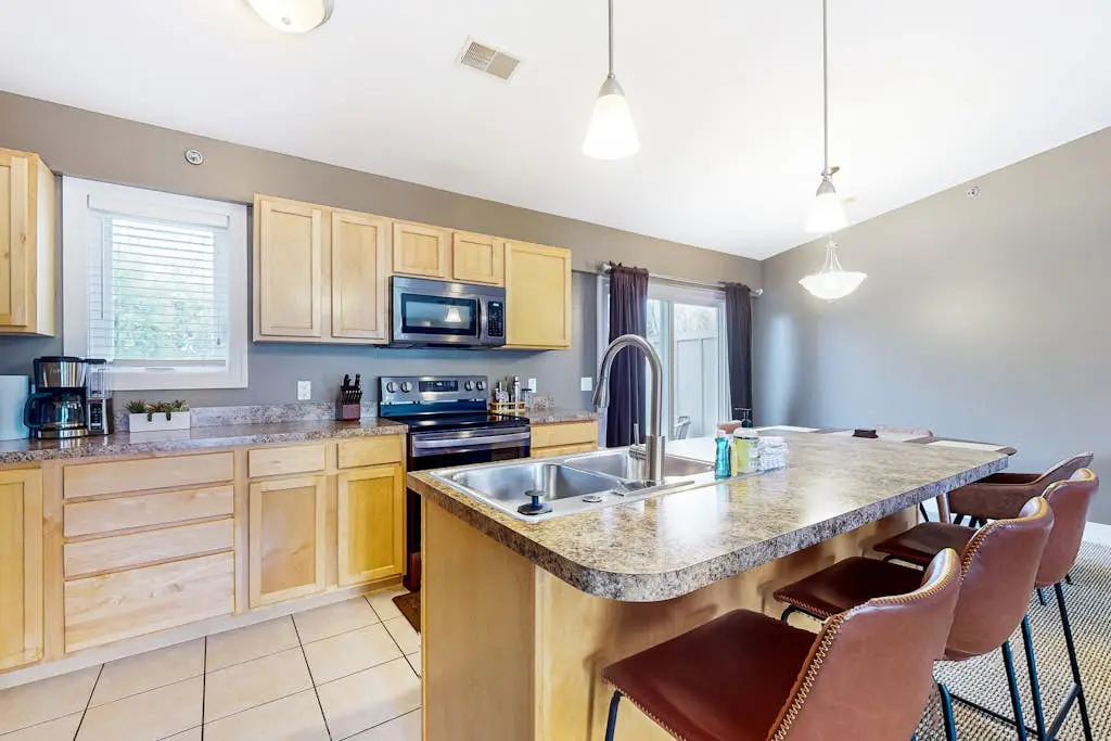Northern Light Condominiums - Jack's Perch