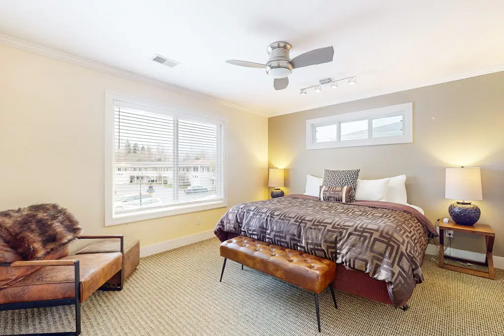 Northern Light Condominiums - Jack's Perch