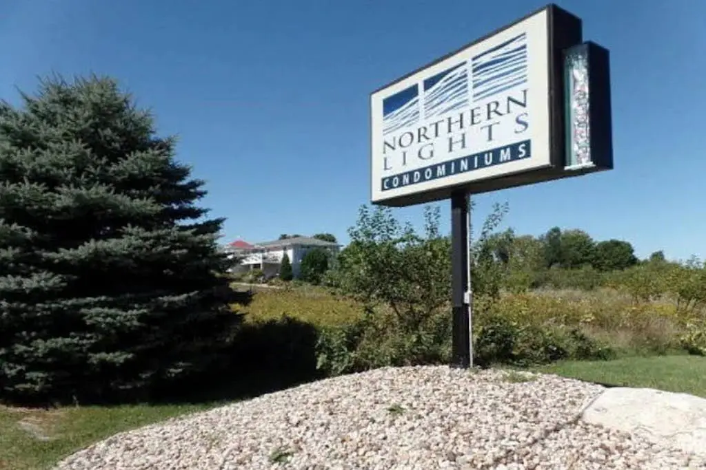 Northern Light Condominiums - Jack's Perch