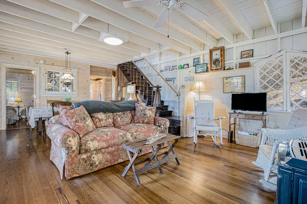Anna's Cottage
