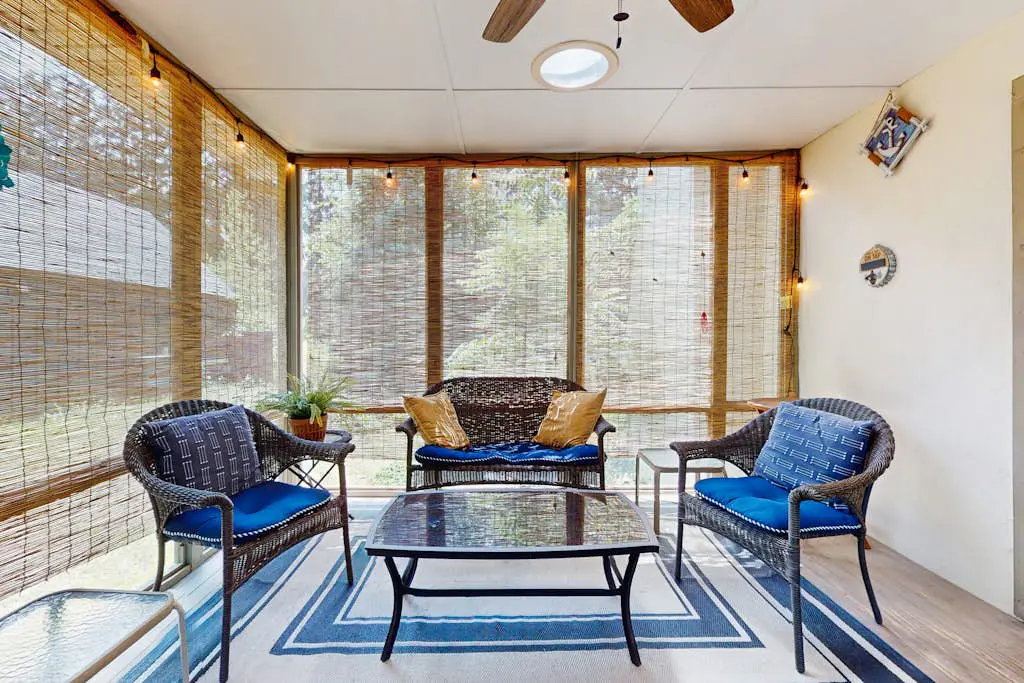 Wine Down Cottage