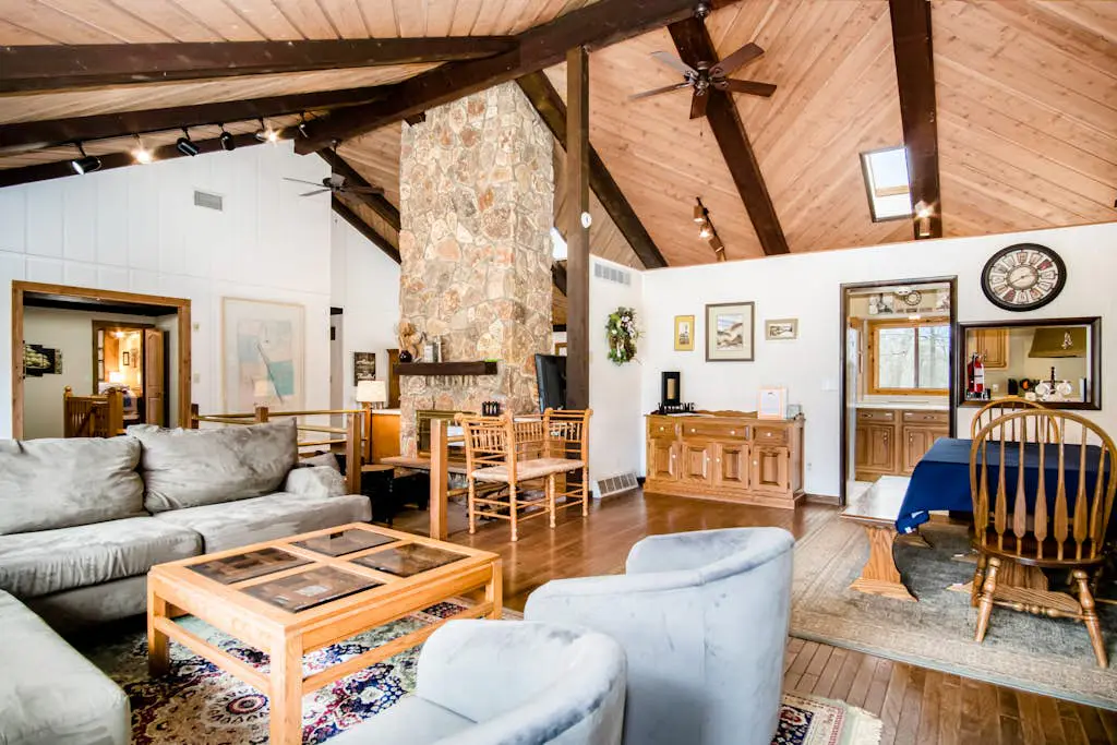 Harbor Country Family Lodge