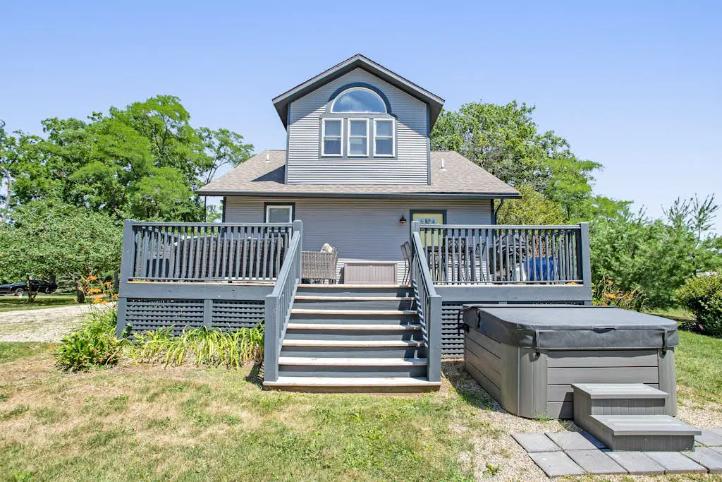 Three Oaks Retreat