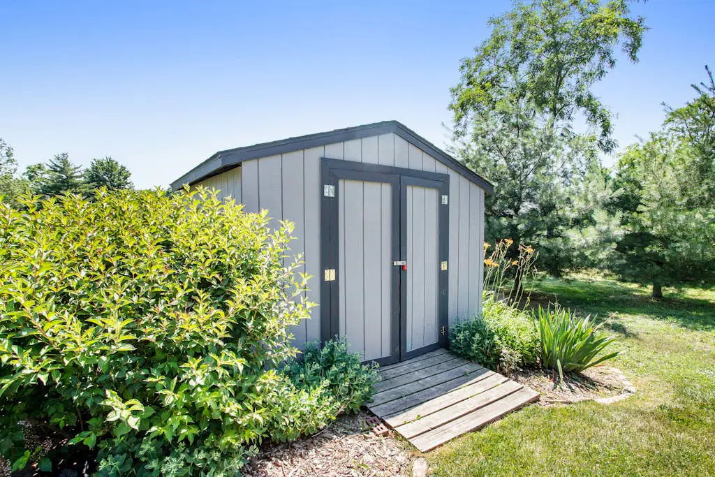 Three Oaks Retreat