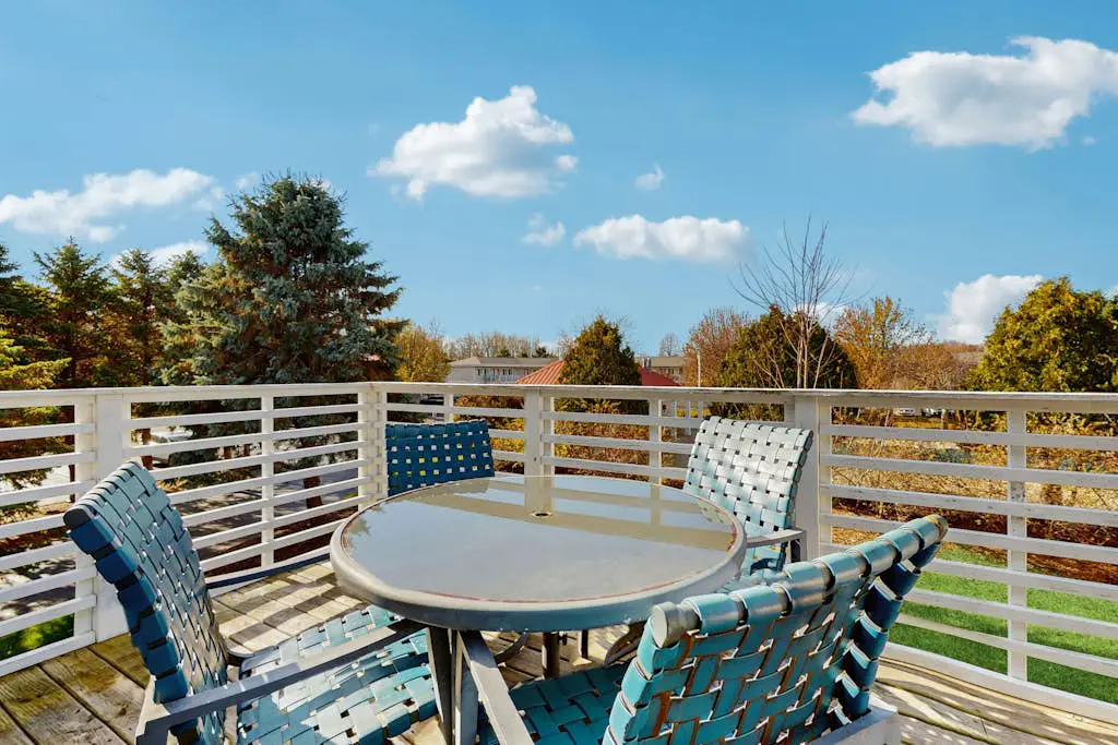 Northern Lights Condominiums - Blue Star Bliss