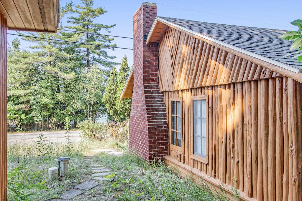 Cedar Cot & Cedar Tot