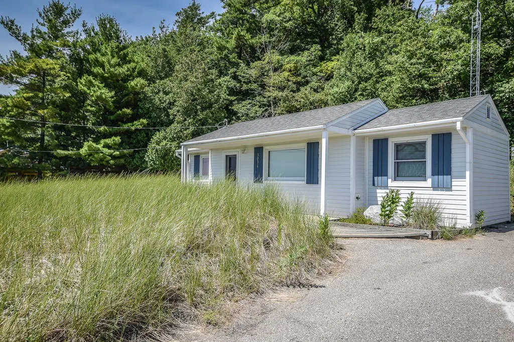 Dune Grass Shores