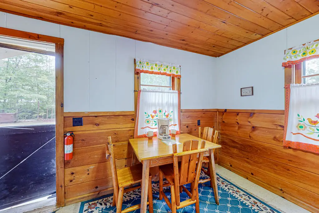 Smith Family Cottages - Cottage #3
