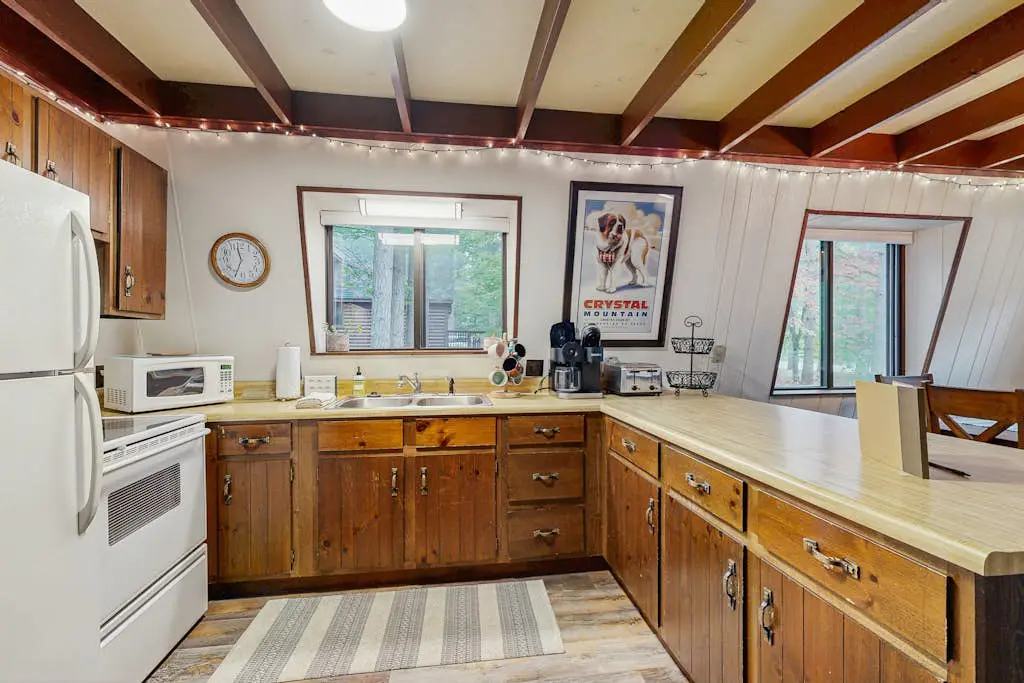 Crystal Chalet