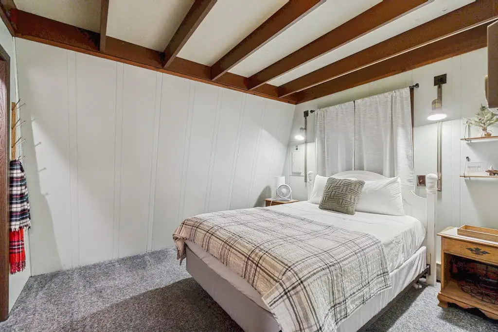 Crystal Chalet