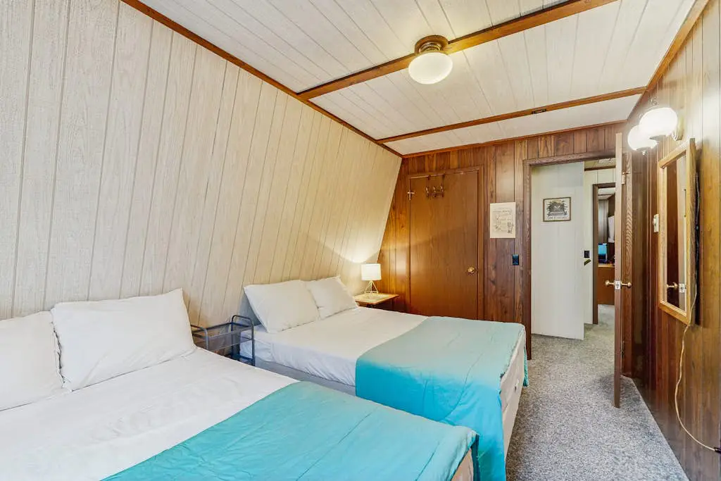 Crystal Chalet