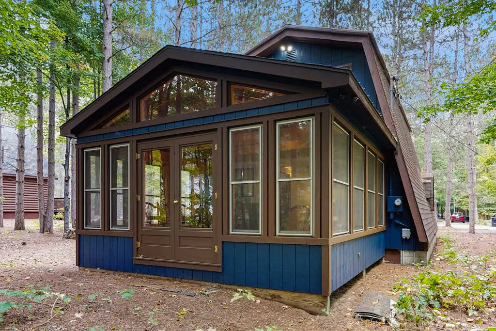 Crystal Chalet