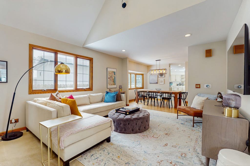 Relaxed Riverside Living with Hot Tub, Private Docks & Kayaks in Saugatuck