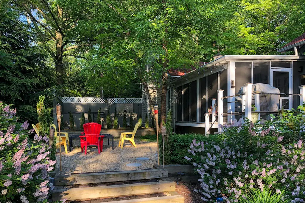 Azure Forest Pool House