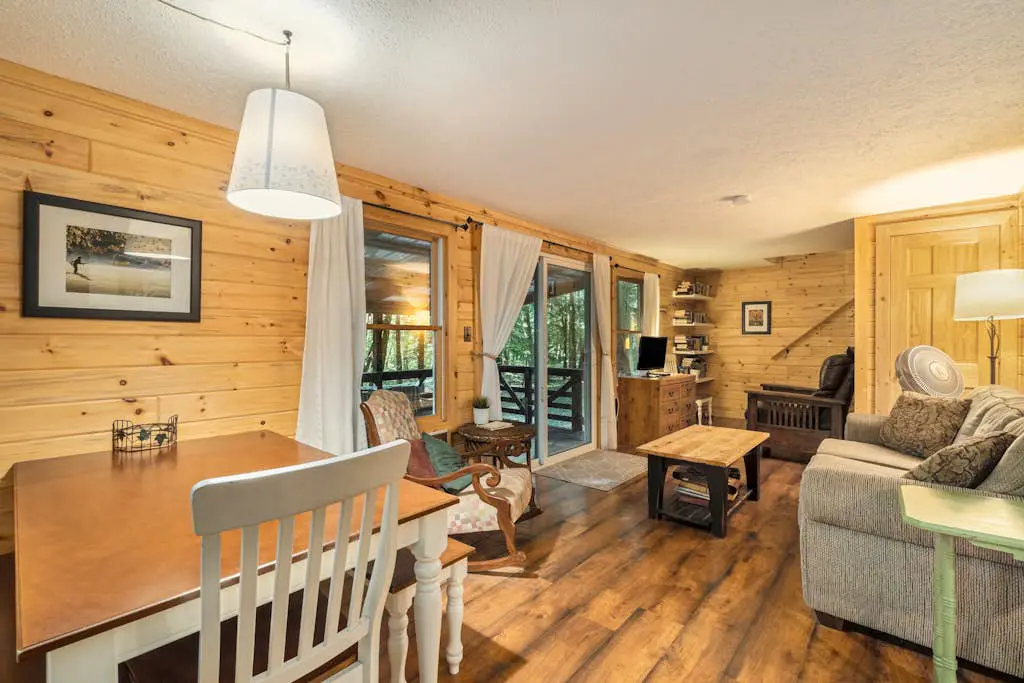 Hidden River Cabin