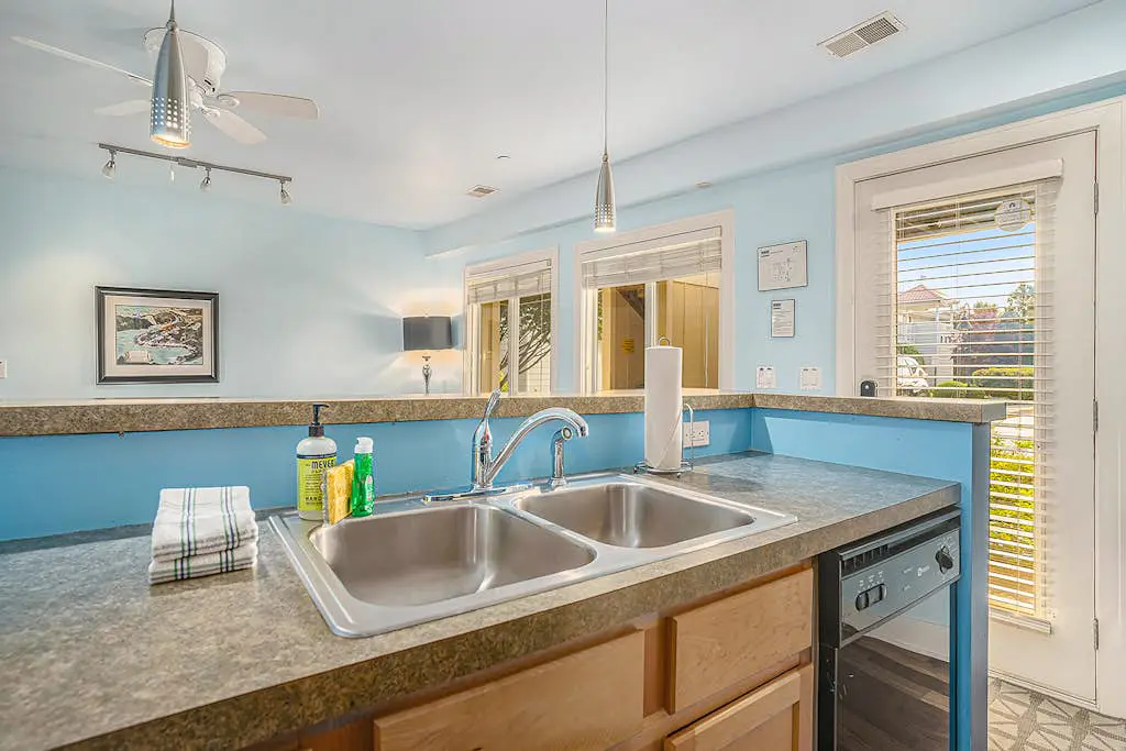 Northern Lights Condominiums - Bluebird Condo