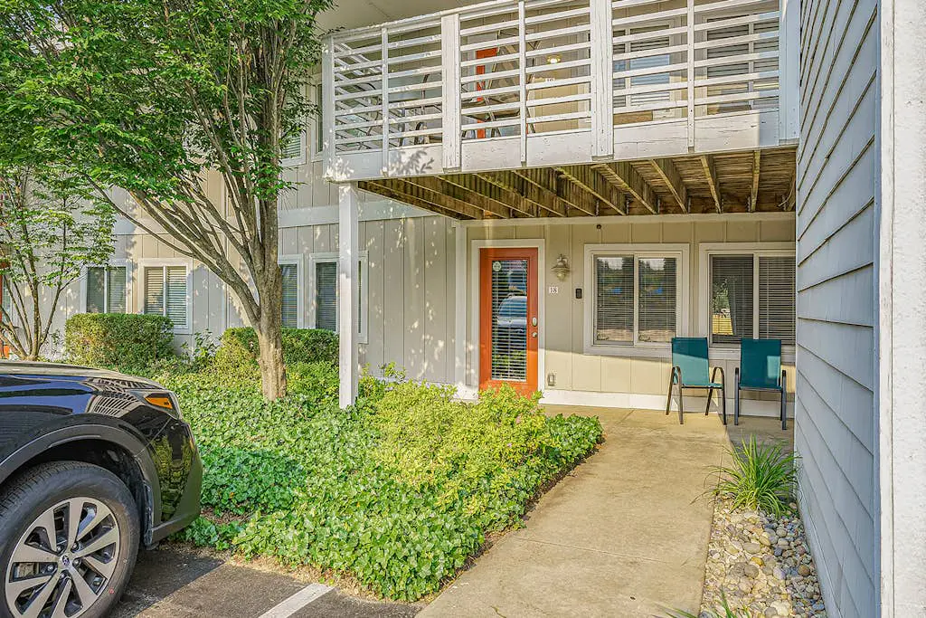 Northern Lights Condominiums - Bluebird Condo