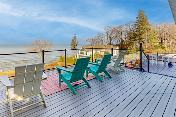 Lake Michigan Retreat w/ stunning views, hot tub, & large patio!