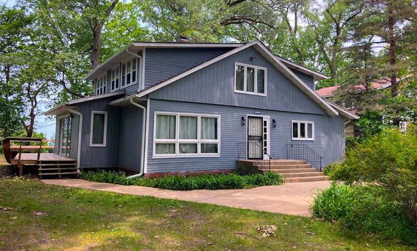 Family-friendly Home w/ Lake Views, Free WiFi & Private Beach Access