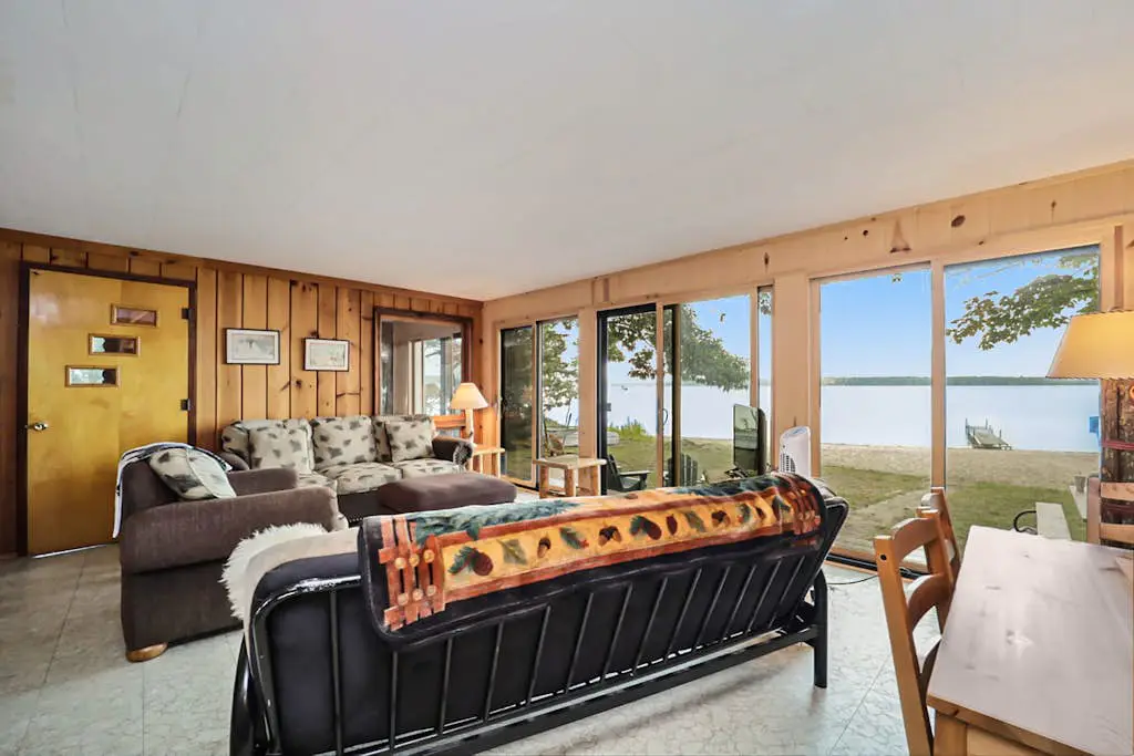 The Summer Cabin