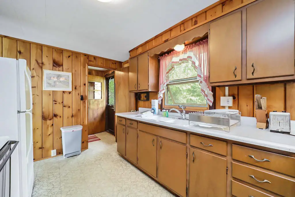 The Summer Cabin