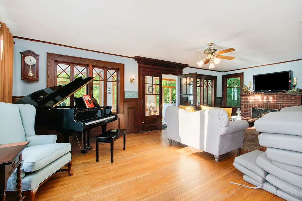 Lake Michigan Retreat- Upper Duplex