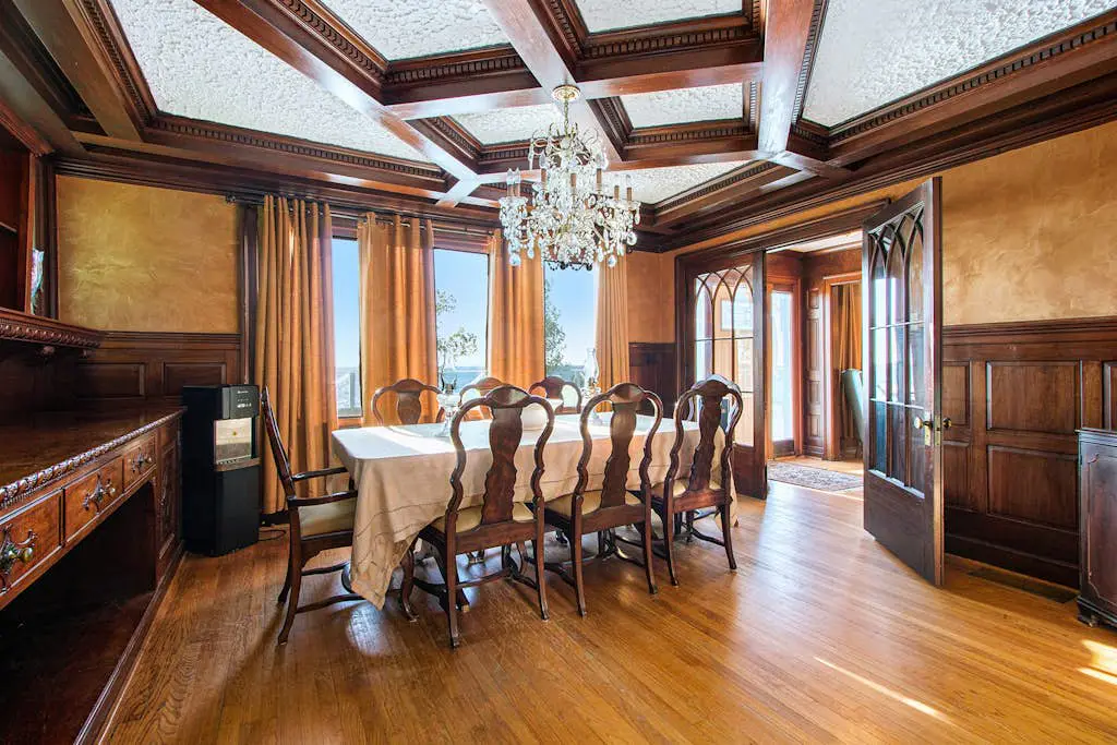 Lake Michigan Retreat- Upper Duplex