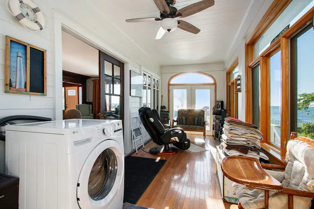 Lake Michigan Retreat- Upper Duplex