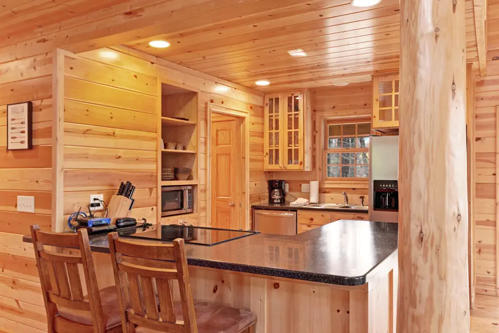 Kingfisher Cove Cabin 28