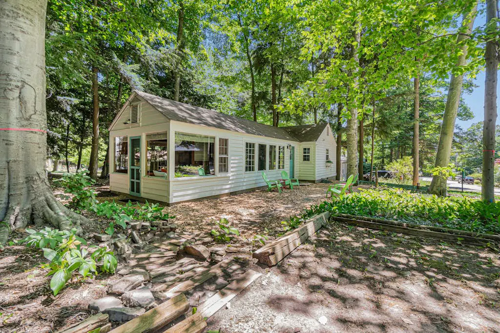 Cottage Living