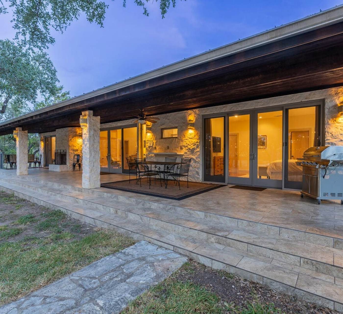 Triple 3 Ranch | Pool, Tennis & Pickleball Retreat