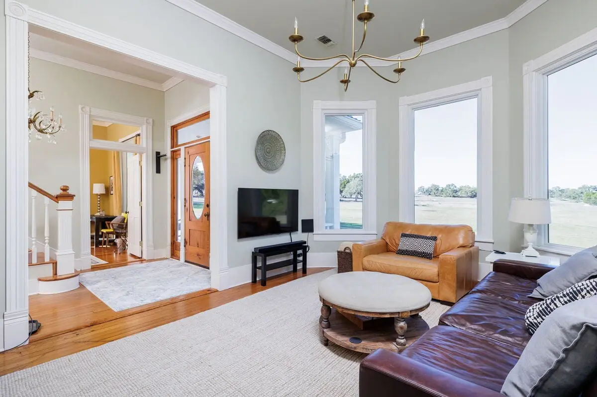 Unique Victorian Estate - The Llama Ranch