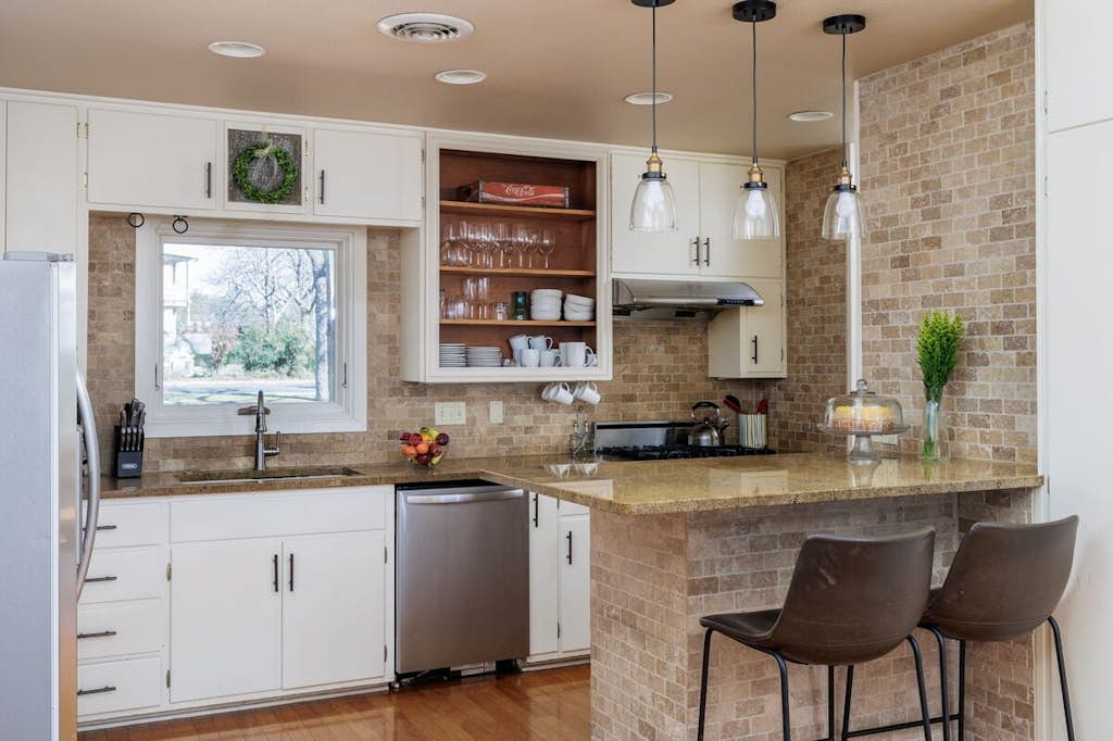 Das Treff Platz- The Gathering Place - Hot Tub!