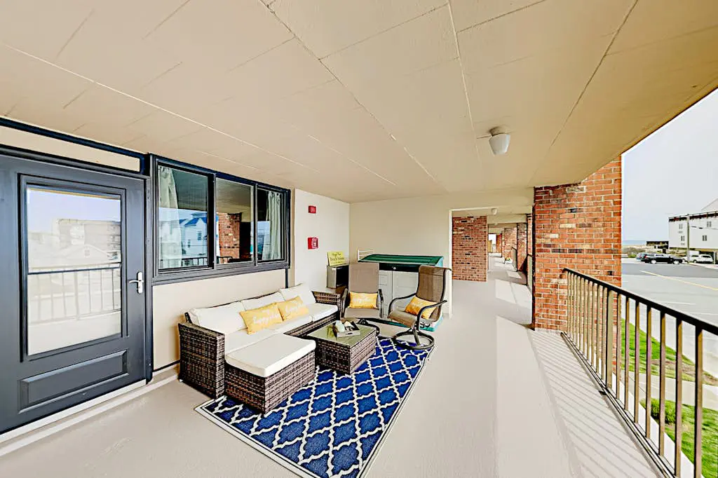 Colonial Condo 202